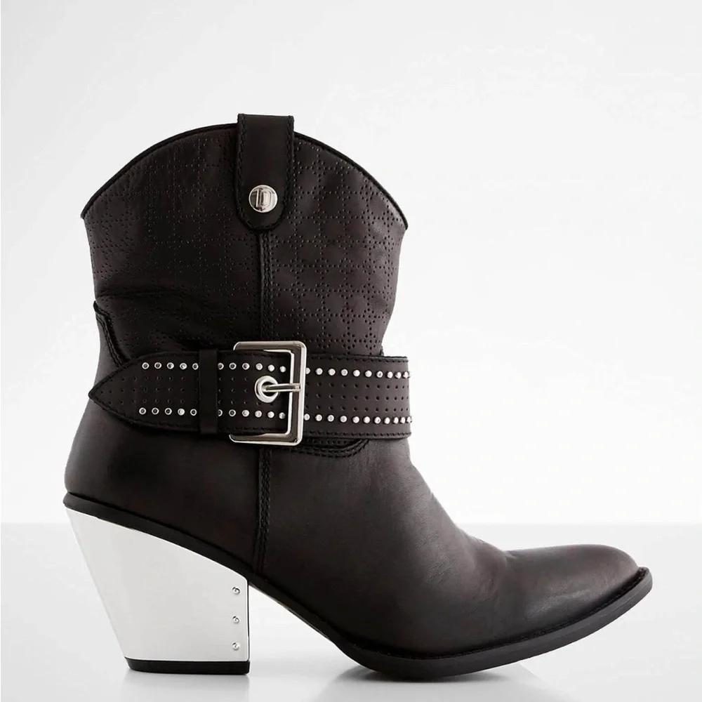 Dingo Backstage Leather Western Ankle Boot